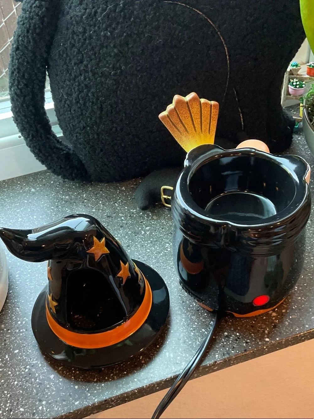 Scentsy Wicked Cute Halloween Sitting Witch Gnome Wax Warmer